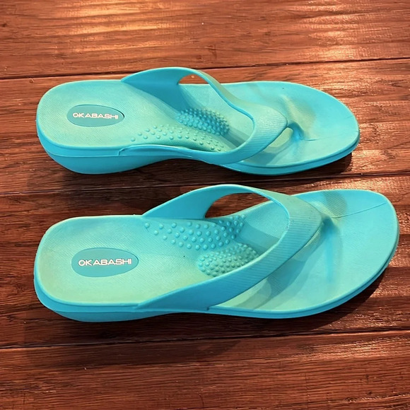 Okabashi Women’s Sea Glass Wedge Flip Flop Sandals Size M/L (8-9) - Picture 2 of 5
